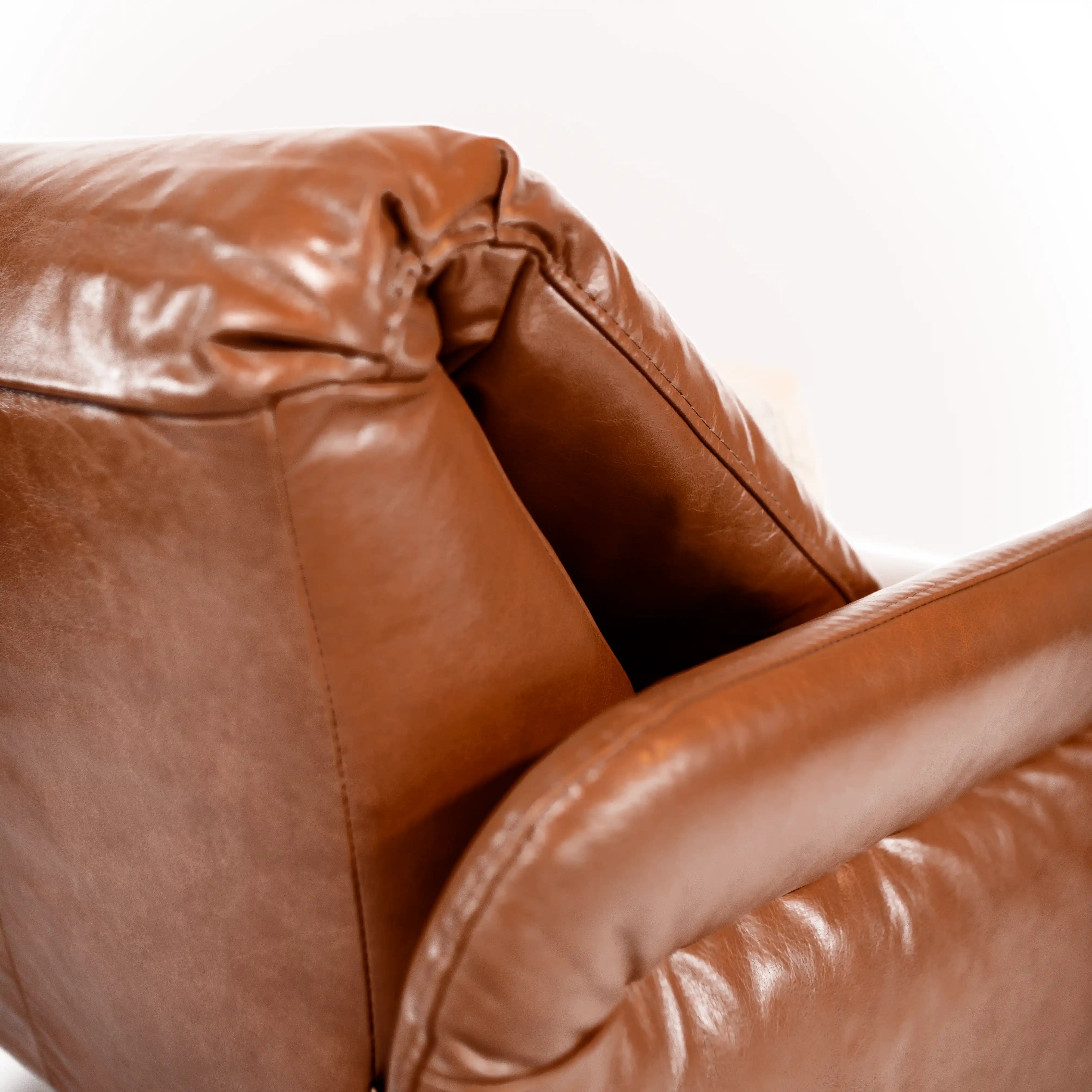 02 Poltronas Reclináveis na Caixa - Fleex Tech Couro – Poltrona na Caixa - Couro Marrom