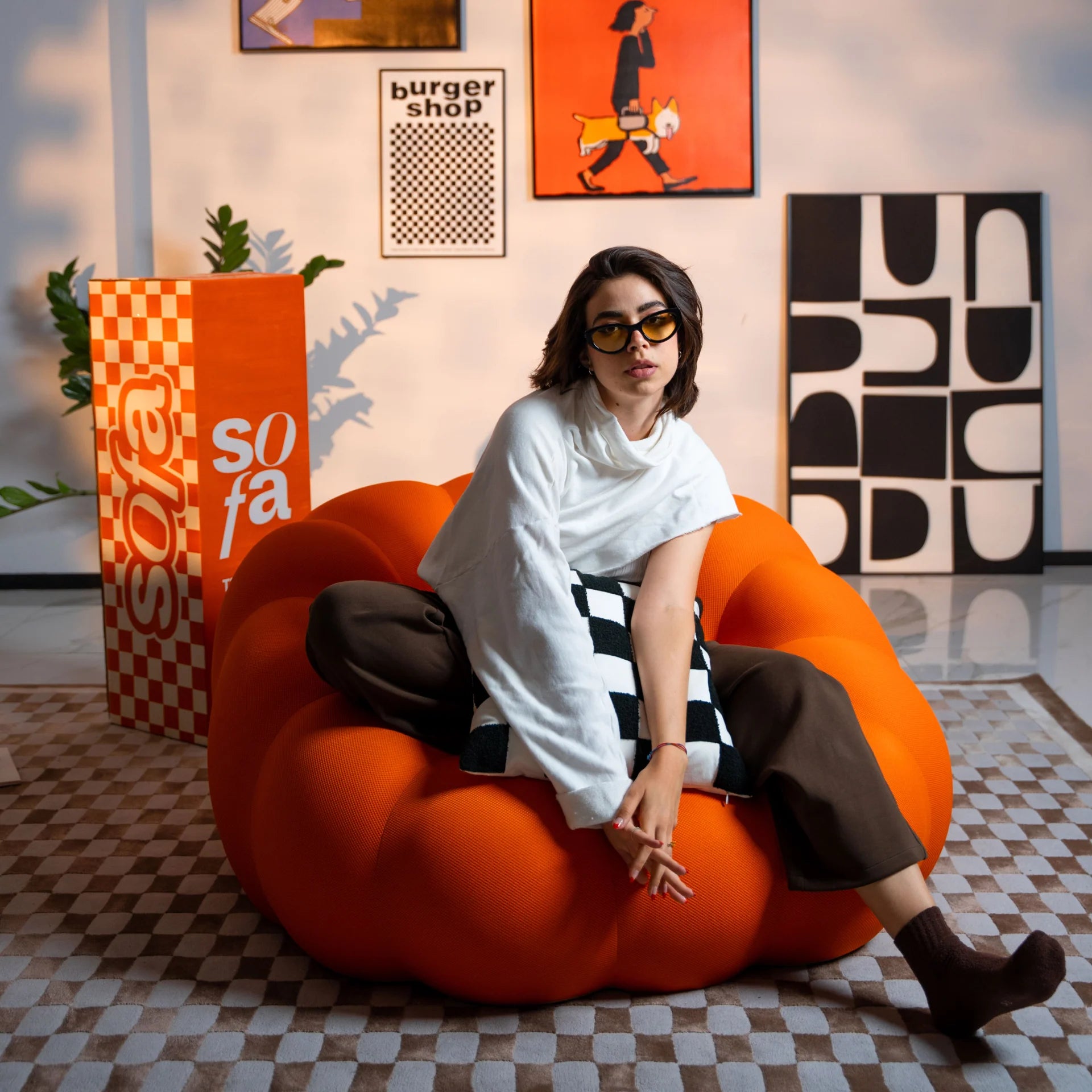 Poltrona cosmo - Laranja | Poltrona Na Caixa