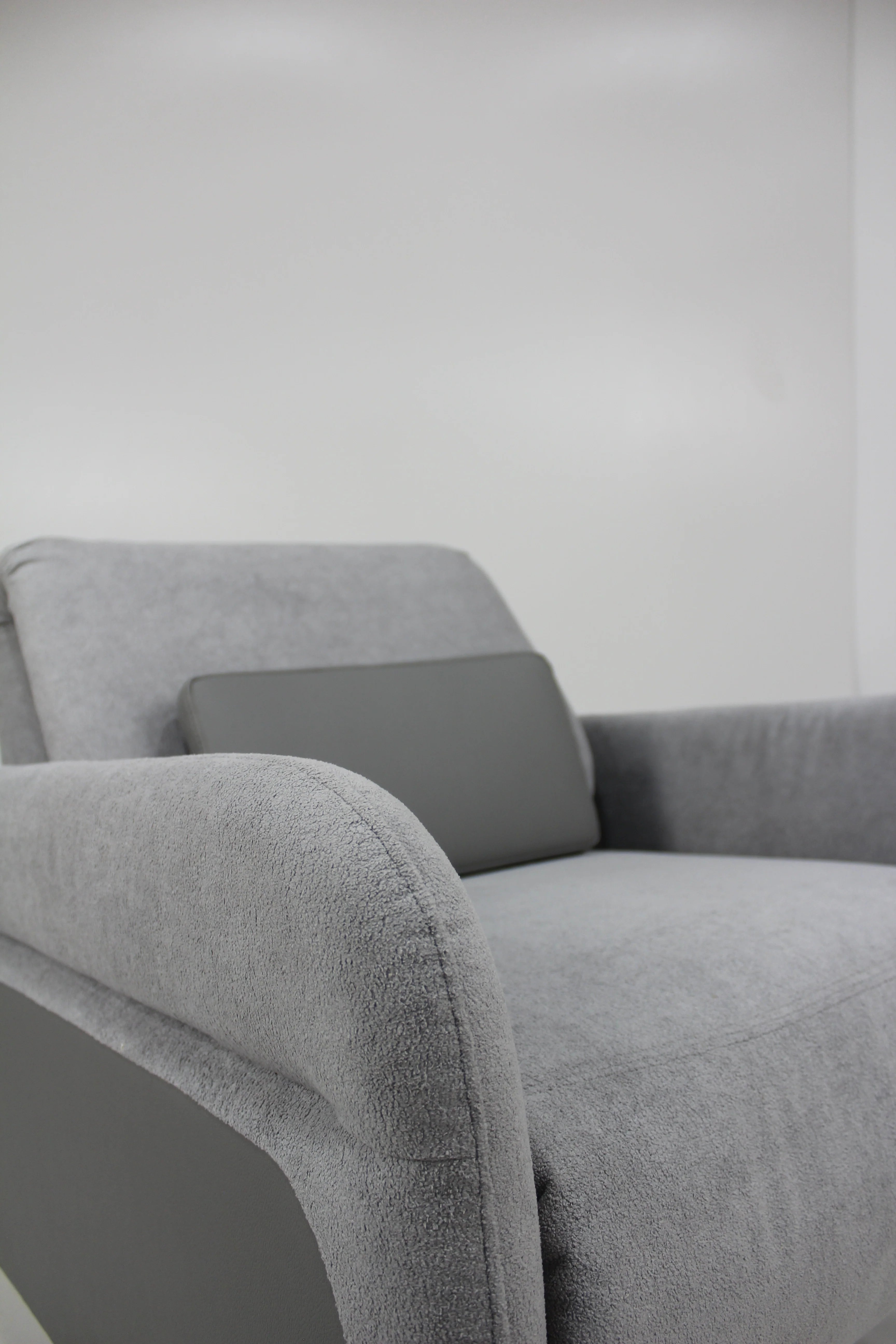 Poltrona Reclinável na Caixa - Fleex Tech Boucle – Poltrona na Caixa - Boucle Cinza