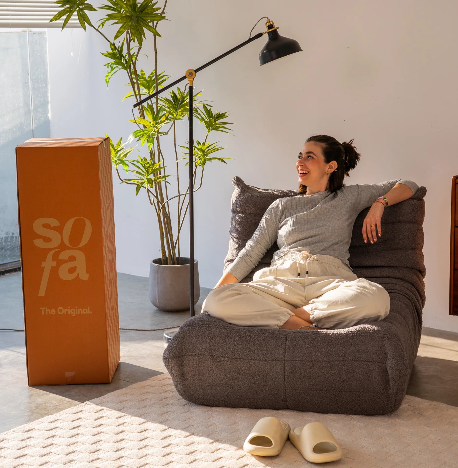 Poltrona Design 1973 Cinza | Poltrona Na Caixa